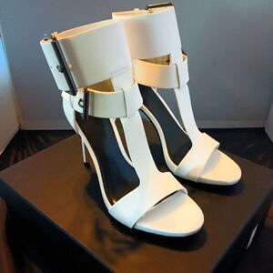 💯🔥AAJ by Aminah Women's ZAHARA Double Band High Heel Sandals, WHITE SIZE 5.5M